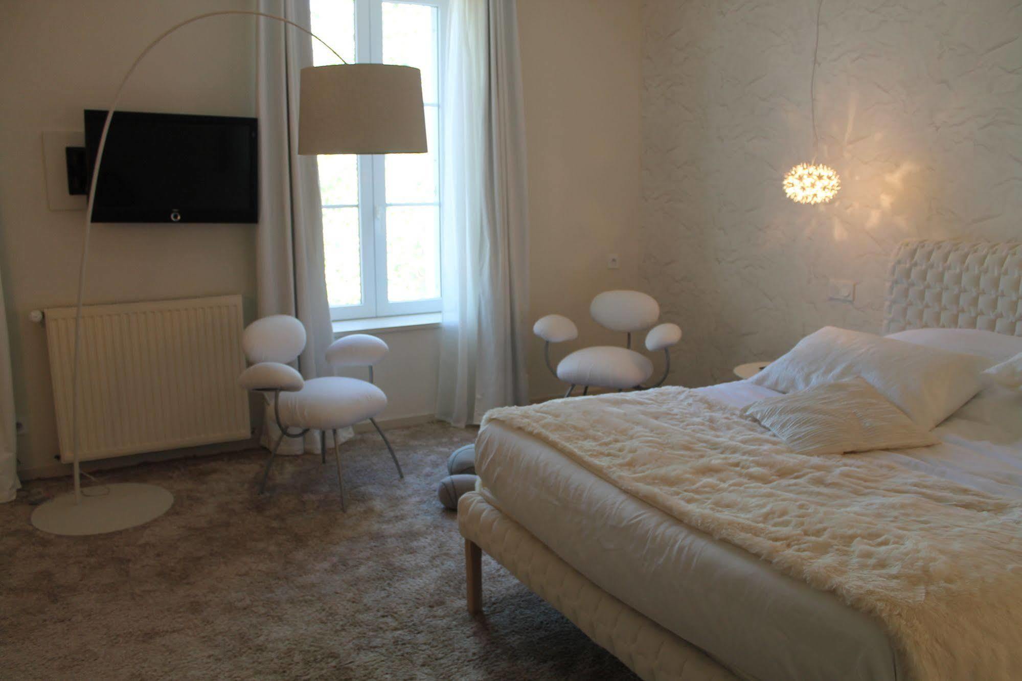 Maison Marie Barrault Лес Хербиерс Екстериор снимка
